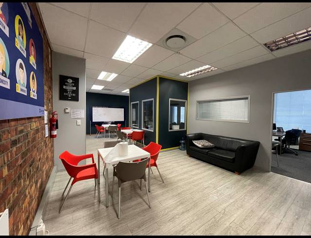 279M² OFFICE TO LET IN CAPE TOWN CITY CENTRE